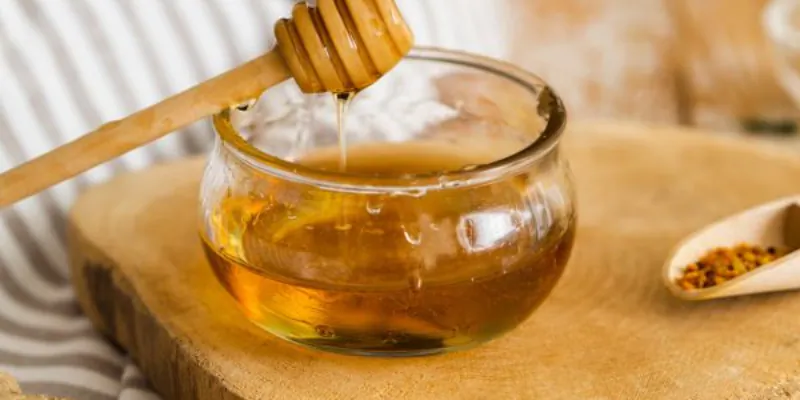 Một lít mật ong nặng bao nhiêu kg?